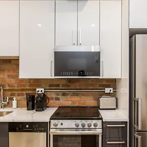 Appartement Lofts Du Parc Lahaie, Montréal