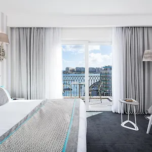 Juliani - Boutique 4* San Ġiljan