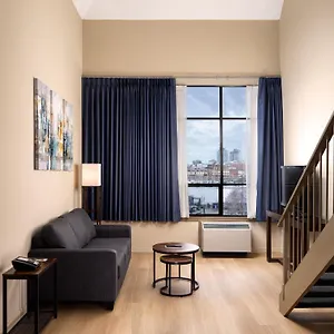 https://huntingdon-manor.richmond-hotels.com