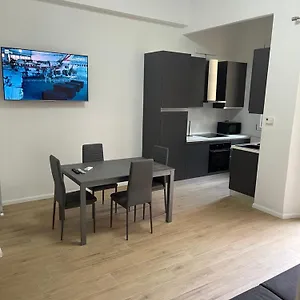Apartamento Ampio Bilocale Zona Navigli 