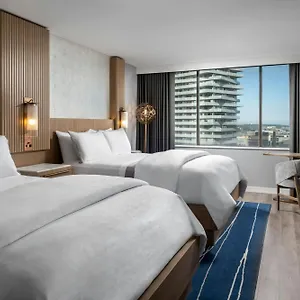 The Westin Harbour Castle, 4* Toronto