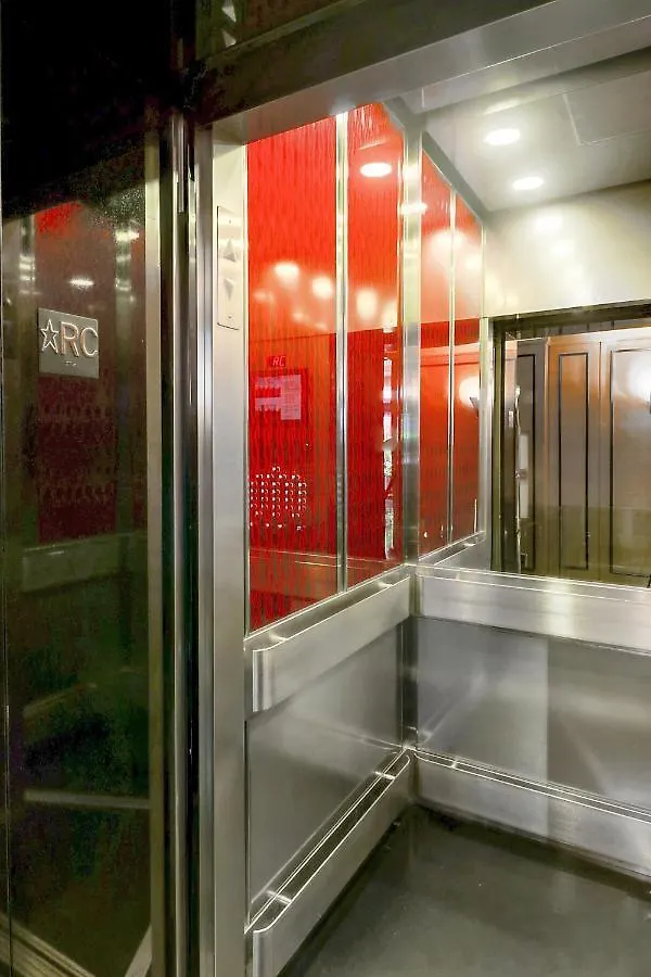 Hotel Le Cantlie Suites Montreal 4*,