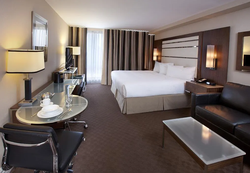 Hotel Le Cantlie Suites Montreal 4*,