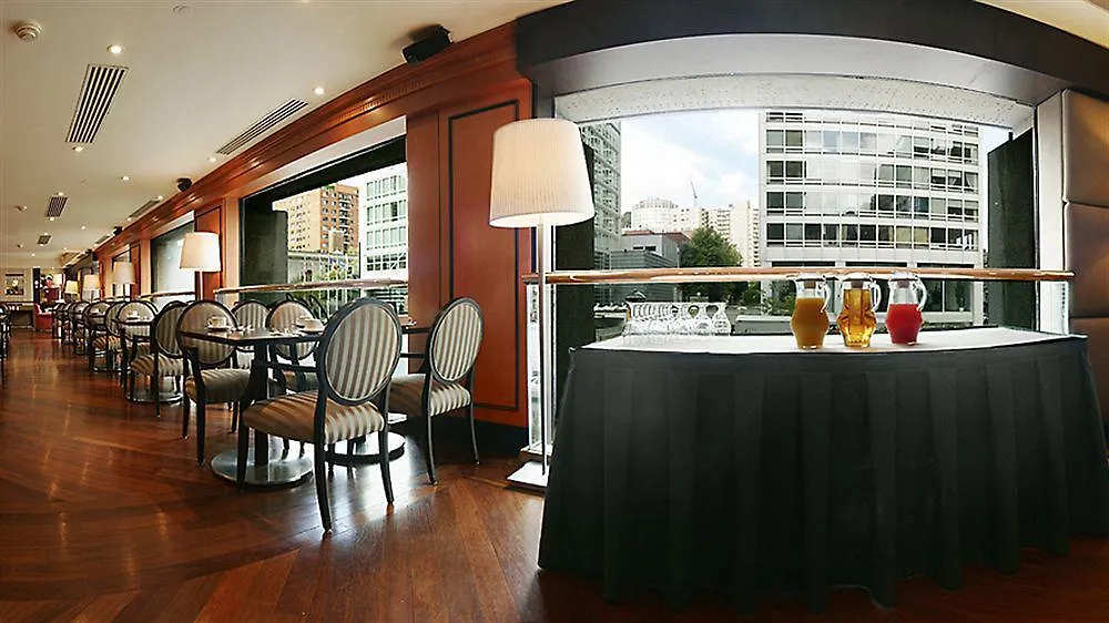 Hotel Le Cantlie Suites Montreal 4*,