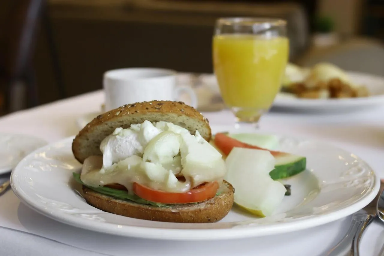 Hotel Le Cantlie Suites Montreal
